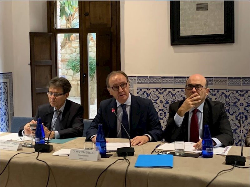 ep xvi seminario industria farmaceutica y medios de comunicacion celebrado en chinchon