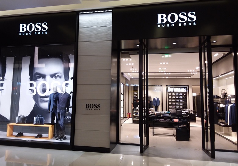 Hugo Boss logra récord de ventas en 2022, pero espera que se desaceleren este año