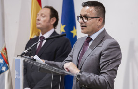 el director de la axencia galega de calidade alimentaria jos luis cabarcos y el conselleiro de medio rural jos gonzlez 20231017125809 