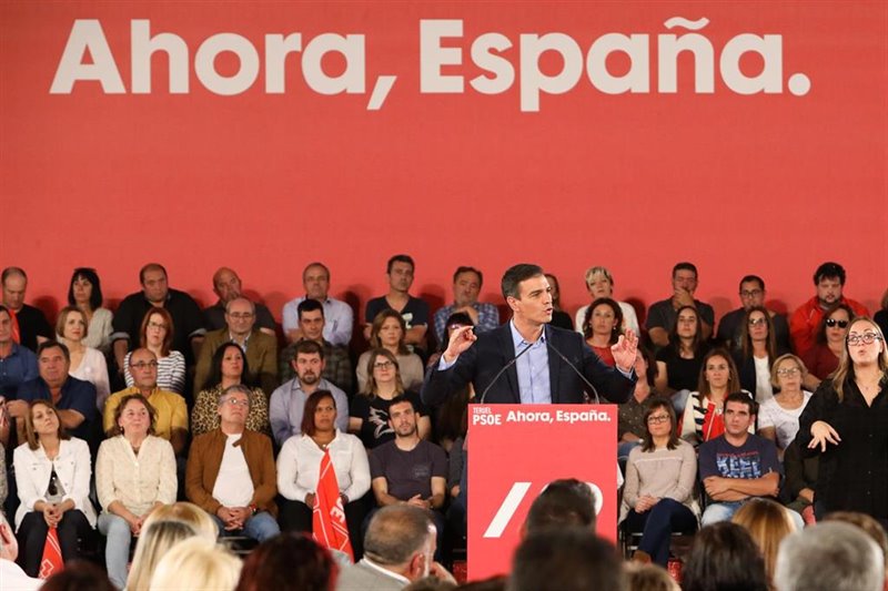 ep acto politico socialista en teruel aragon