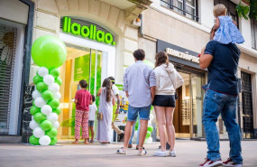 ep apertura de un establecimiento de llaollao en la calle ercilla de bilbao