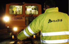 ep archivo - adif realiza trabajos de mantenimiento nocturno en la linea de cercanias c-5
