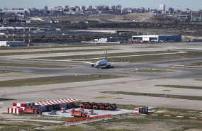 ep archivo   aeropuerto barajas pista de aterrizaje y despegue pista vista del aeropuerto de barajas