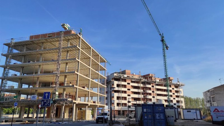 Archivo - Edificio en obras en Logroño | EUROPA PRESS - Archivo ep archivo edificio en obras en logrono