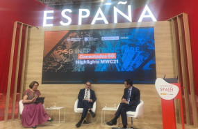 ep archivo   el director de 5g de mwcapital barcelona eduard martin y el responsable de on5g