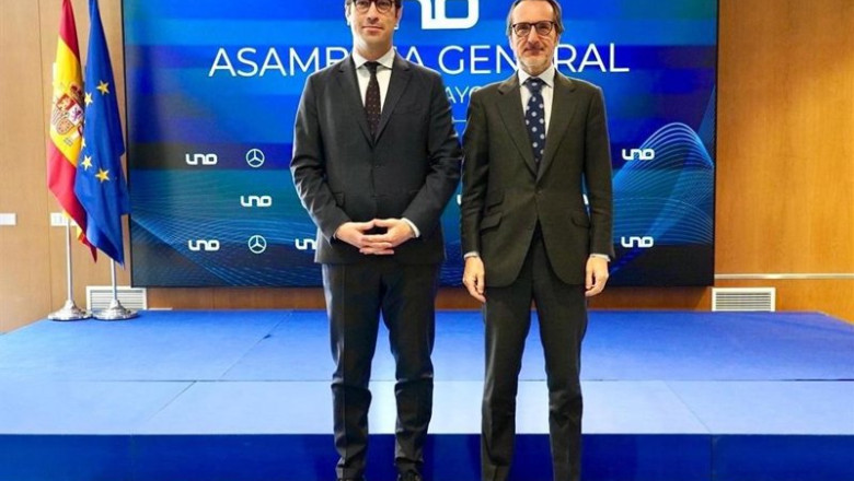 ep archivo el ministro de economia comercio y empresas carlos cuerpo y el presidente de uno ep archivo el ministro de economia comercio y empresas carlos cuerpo y el presidente de uno