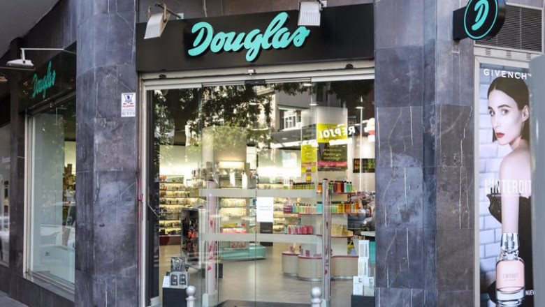 Archivo - Escaparate de la tienda Douglas situada en Madrid | Jesús Hellín - Europa Press - Archivo ep archivo - escaparate de la tienda douglas situada en madrid