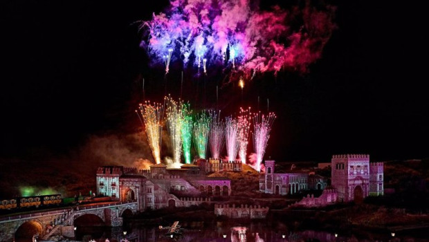 ep archivo   representacion de el sueno de toledo en puy du fou