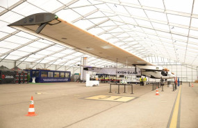 ep archivo   un avion solar en las instalaciones de la empresa skydweller en el aeropuerto de