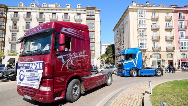 ep archivo   varios camiones participan en una marcha convocada desde el poligono de raos hasta el 20221107080603