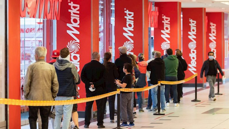 ep colas tras la reapertura de centros comerciales en alemania ep colas tras la reapertura de centros comerciales en alemania