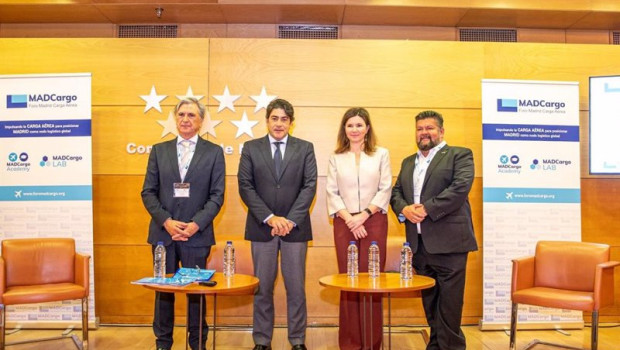 ep de izquierda a derecha jesus cuellar presidente de foro madcargo david perez consejero de