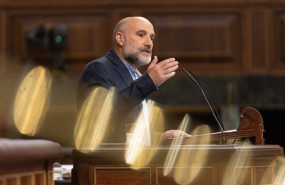 ep el diputado del bng en el congreso nestor rego interviene durante una sesion plenaria en el