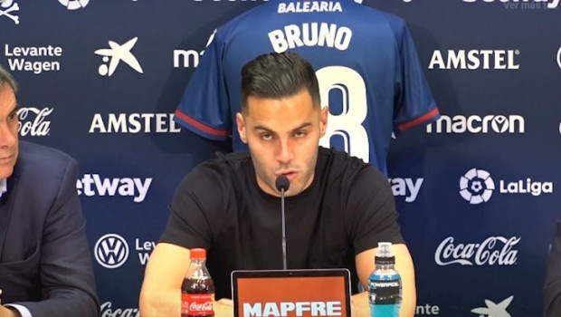 ep el jugador del levante bruno gonzalez en rueda de prensa