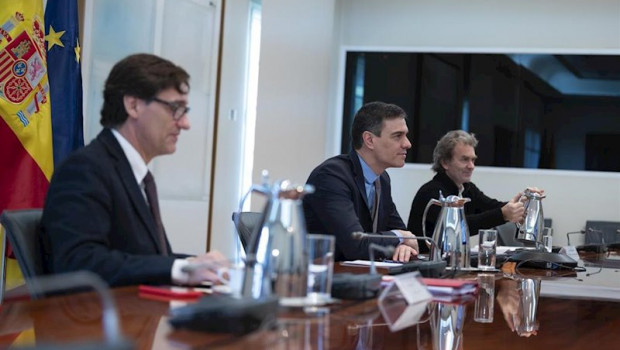 ep el ministro de sanidad salvador illa el presidente del gobierno pedro sanchez y el director del