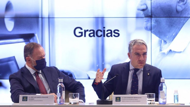 ep el presidente de caja rural del sur jose luis garcia palacios y el consejero de la presidencia