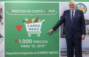 ep el presidente de mercadona juan roig posa tras una rueda de prensa para informar sobre la