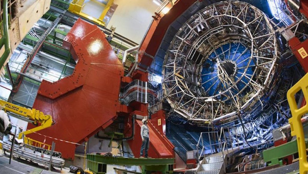 ep iman de entrada del experimento alice en el lhc