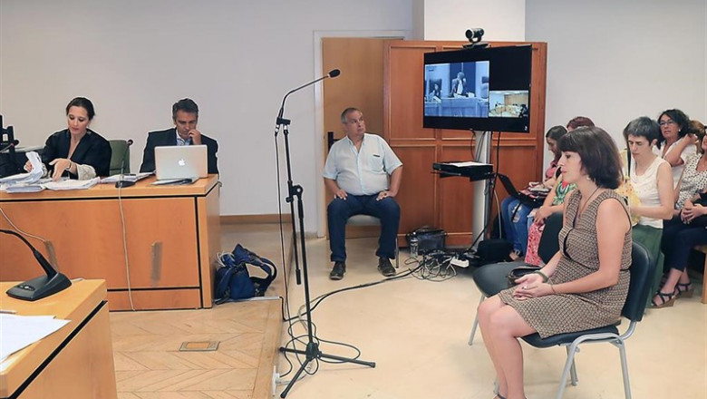 Juana Rivas declara en el juicio por la supuesta sustracción de sus hijos | POOL - Archivo ep juana rivas declarajuiciola supuesta sustraccionsus hijos 20190802171804