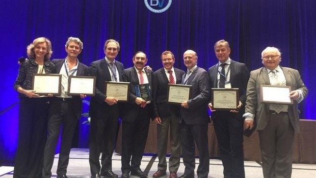 ep la academia americanadermatologia entregaprimera vezdermatologos esp