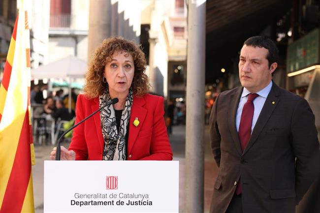 La consellera Ester Capella y el director de Derecho y Entidades Jurídicas Xavie | CONSELLERIA JUSTICIA ep la consellera ester capelladirectorderechoentidades juridicas xavie