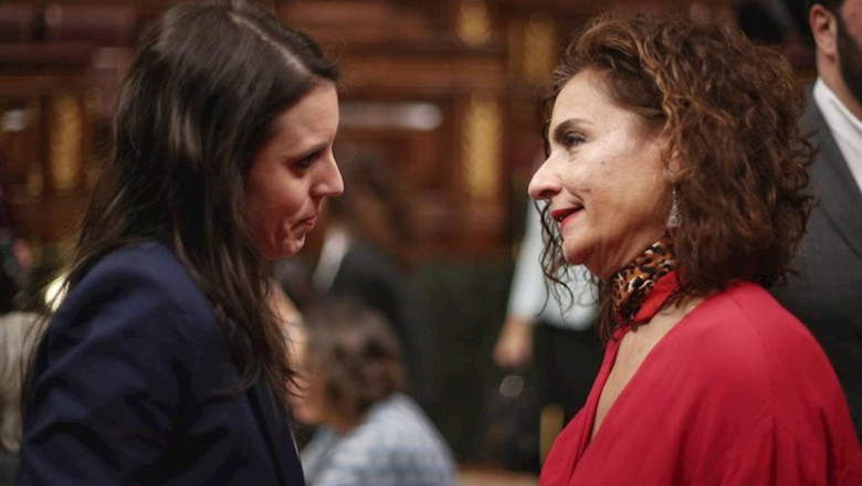ep la ministra de igualdad irene montero y la portavoz del gobierno y ministra de hacienda maria