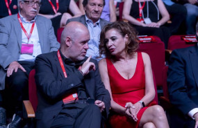 ep la vicepresidenta primera y ministra de hacienda maria jesus montero y el secretario general de