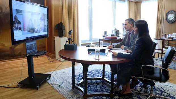 ep los reyes se interesan por proyectos de atencion social que hacen frente a consecuencias del