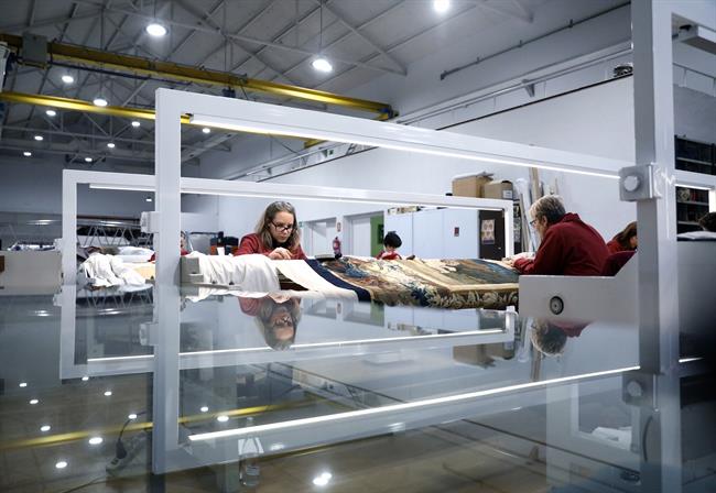 Ni (2018 02 07) Iberdrola Ilumina El Taller De Restauración De La Real Fábrica D | IBERDROLA ep ni 2018 02 07 iberdrola iluminatallerrestauracionla real fabrica d
