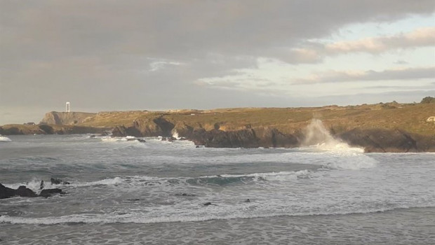 ep olas en la playa de meiras valdovino a coruna temporal oleaje olas en la playa de meiras