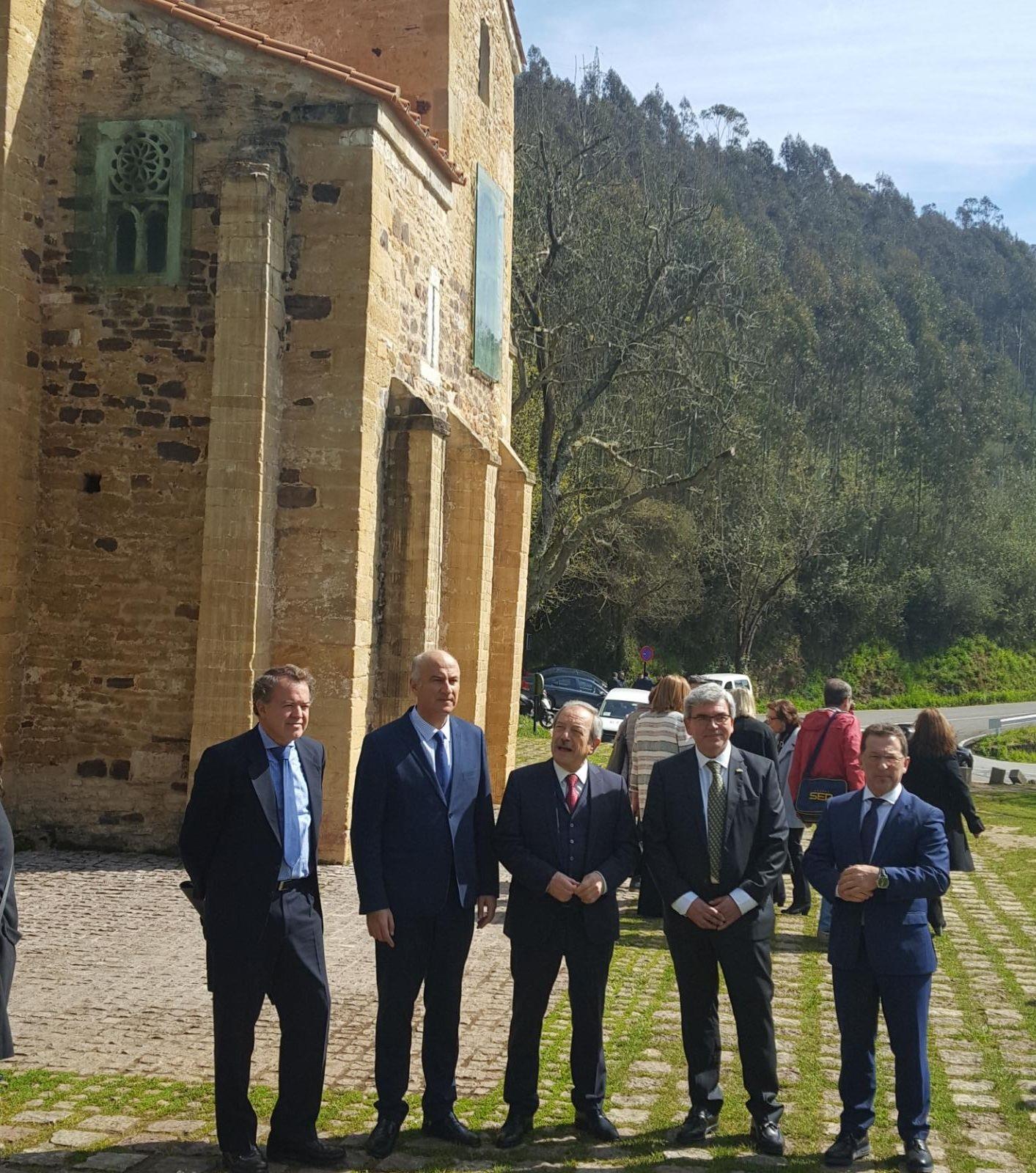 Presentación del proyecto restauración pinturas San Miguel de Lillo | MINISTERIO DE CULTURA ep presentacionproyecto restauracion pinturas san miguellillo