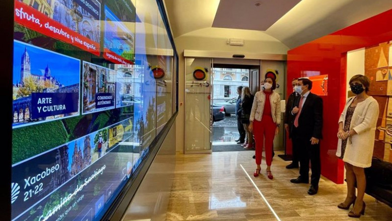 Reyes Maroto acerca el Xacobeo a Roma | MINISTERIO DE INDUSTRIA, COMERCIO Y TURISMO ep reyes maroto acerca el xacobeo a roma