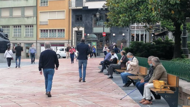 ep archivo   gente paseando por la calle 20220209130703