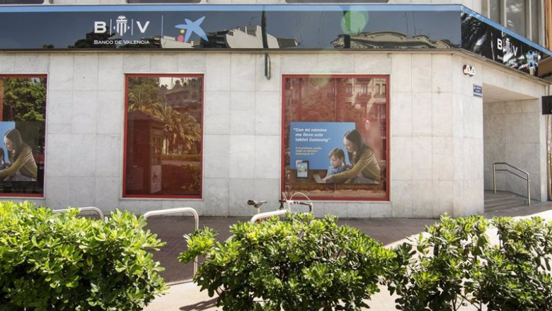 Archivo - Oficina de Banco de Valencia con la nueva rotulación con CaixaBank | CAIXABANK/VICENTE A.JIMENEZ - Archivo ep archivo oficina de banco de valencia con la nueva rotulacion con caixabank