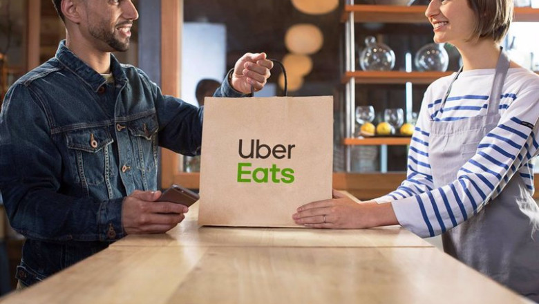 ep archivo   recogida de un pedido de uber eats en el restaurante