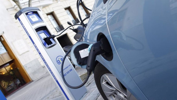 ep archivo   un 38 de los usuarios de vehiculos estan pensando en compar un electrificado el proximo