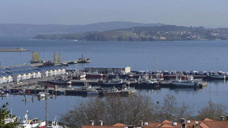 Barcos pesqueros amarrados en el puerto, por la subida de precio del gasoil, a pesar de desconvocar el paro, | M. Dylan - Europa Press ep barcos pesqueros amarrados en el puerto por la subida de precio del gasoil a pesar de desconvocar