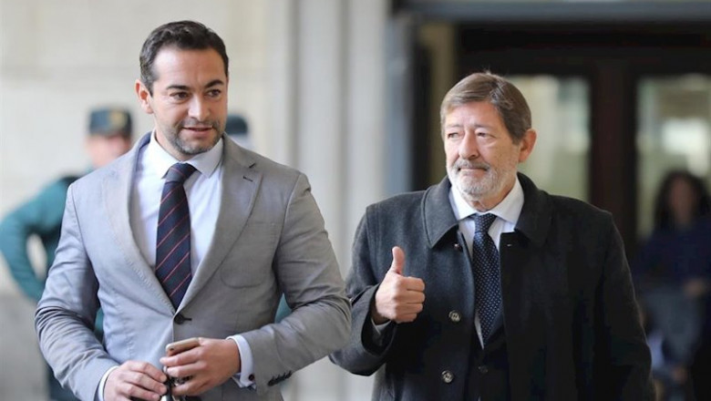 El exdirector general de Trabajo de la Junta Francisco Javier Guerrero llega a la Audiencia de Sevilla para conocer el auto del tribunal de los ERE sobre su posible ingreso en prisión | EUROPA PRESS ep el exdirector general de trabajo de la junta francisco javier guerrero llega a la audiencia de