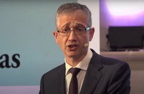 ep el gobernador del banco de espana pablo hernandezz de cos en el i simposio del observatorio de