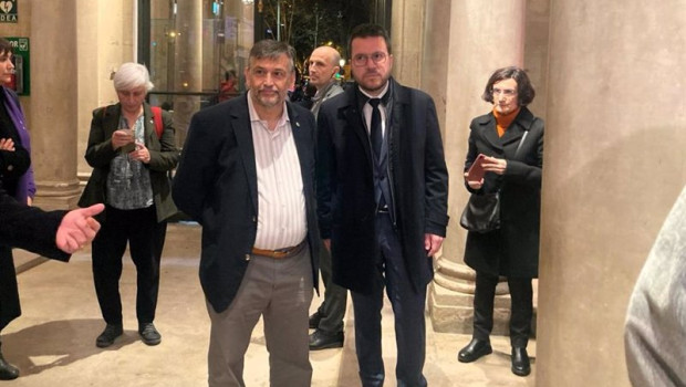 ep el presidente de la generalitat pere aragons junto al coordinador nacional de unio de pagesos