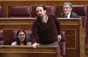 ep el secretario general de unidas podemos pablo iglesias jura acatar la constitucion durante la