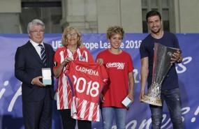 ep enrique cerezo manuela carmena amanda sampedro gabi atletico celebracion