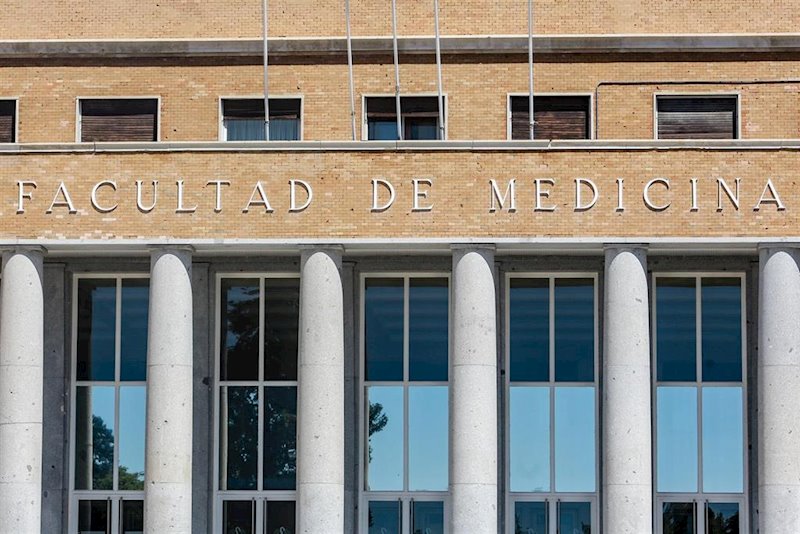ep fachada de la facultad de medicina de la universidad complutense de madrid -ucm
