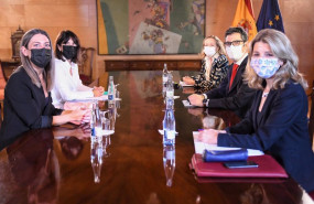 ep i d la portavoz de junts en el congreso miriam nogueras la diputada pilar calvo la vicepresidenta