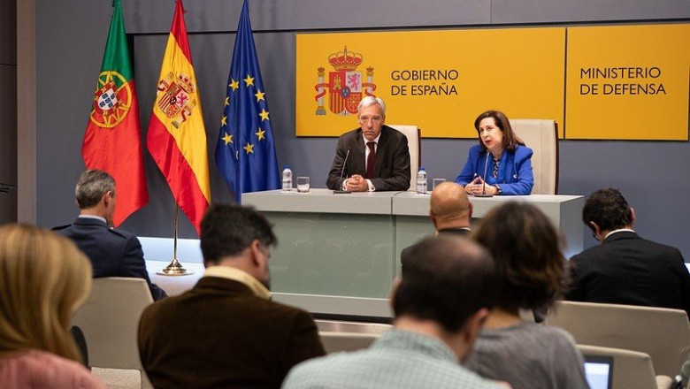 ep la ministra de defensa margarita robles en rueda de prensa junto al ministro de portugal joao