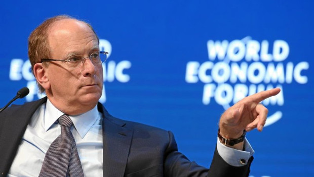 ep laurence fink chairman and chief executive officer blackrock usa points into the audience during