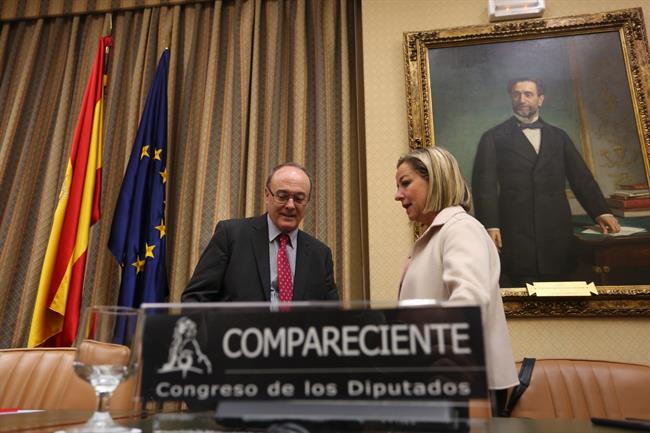 Luis María Linde comparece en el Congreso por la crisis financiera | EUROPA PRESS ep luis maria linde comparececongresola crisis financiera