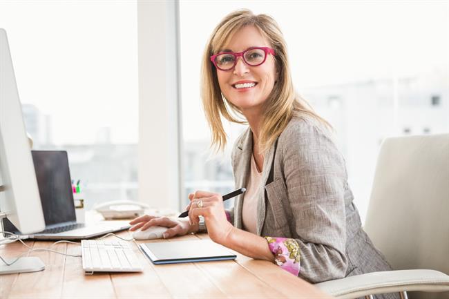 ISTOCK - Archivo ep mujer trabajadora