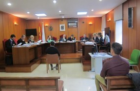 ep policias acusadosagredirun detenidocachearle