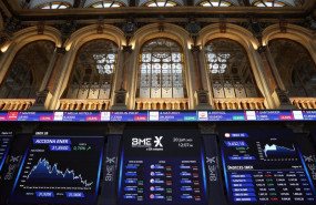 ep varios paneles del ibex 35 en el palacio de la bolsa a 20 de junio de 2023 en madrid espana